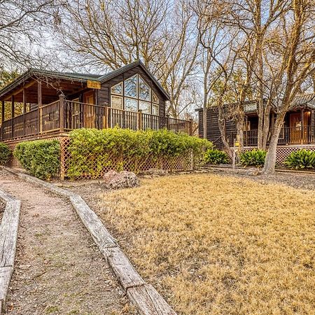 فيلا فريدريكسبيرغفي The Plum @ Mendelbaum Winery Guest Cabins المظهر الخارجي الصورة