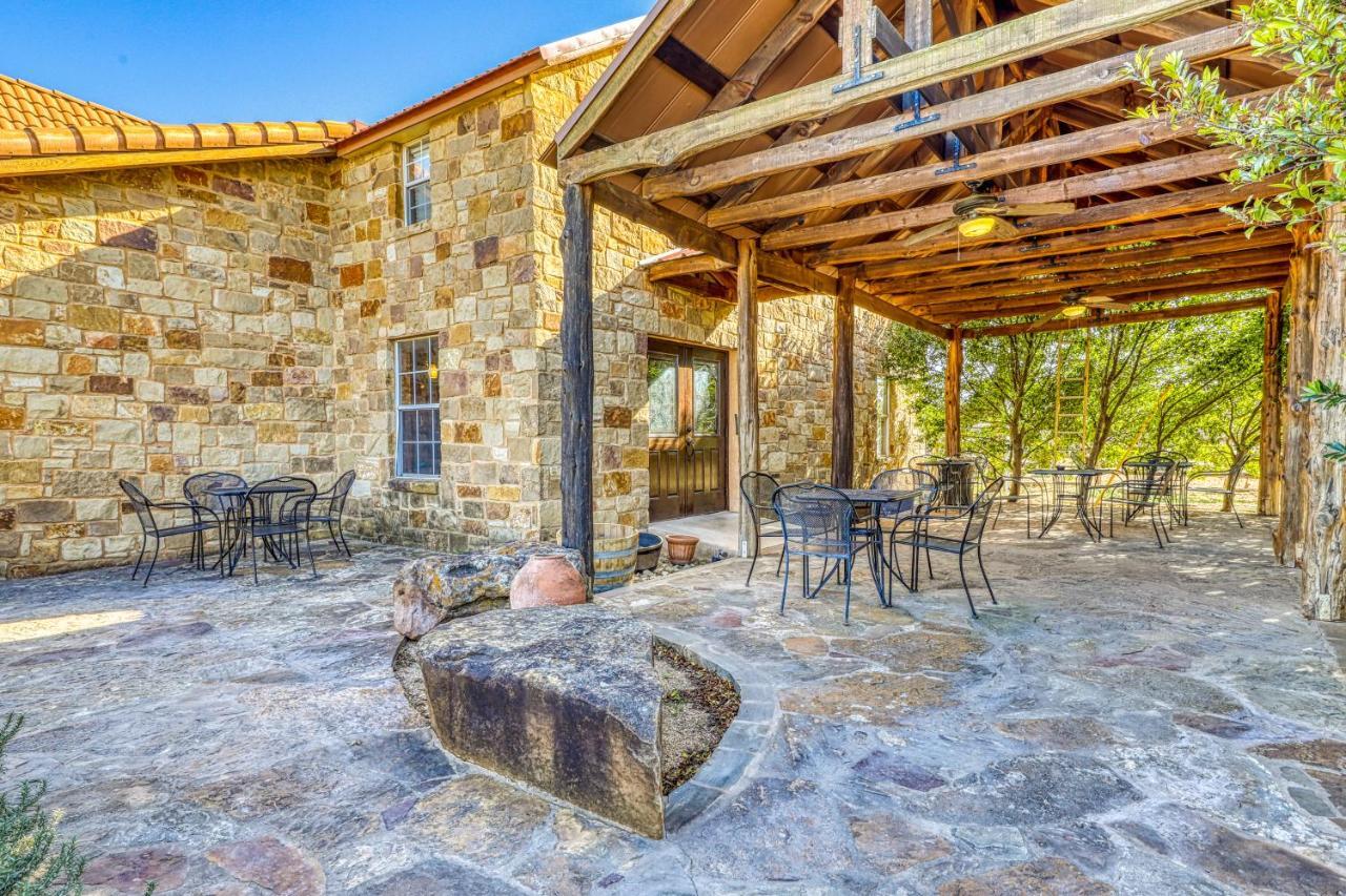 فيلا فريدريكسبيرغفي The Plum @ Mendelbaum Winery Guest Cabins المظهر الخارجي الصورة